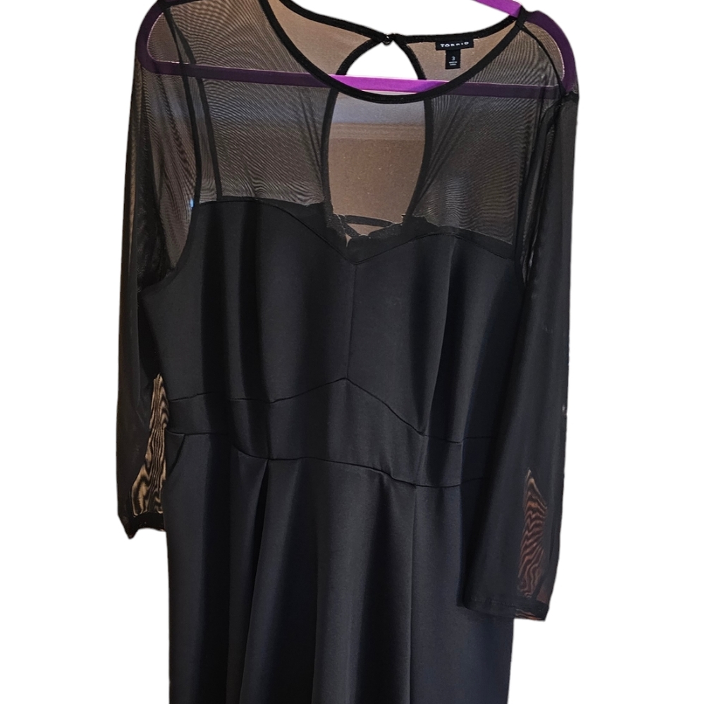 Torrid size 3 black dress